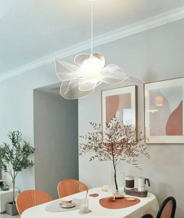 Modern and minimalist Italian restaurant chandeliers (16)